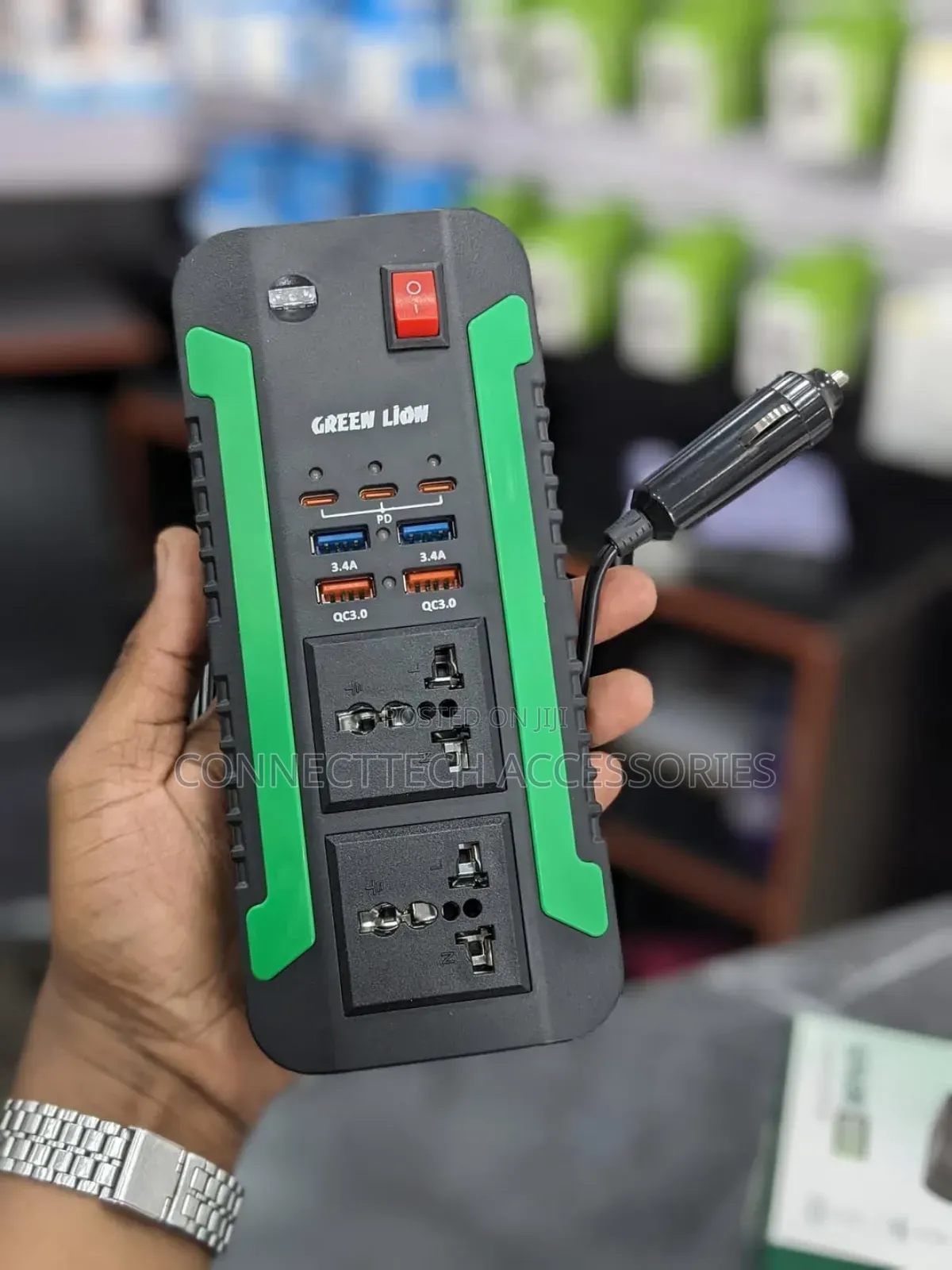 Green Lion Spark 300 Power Inverter