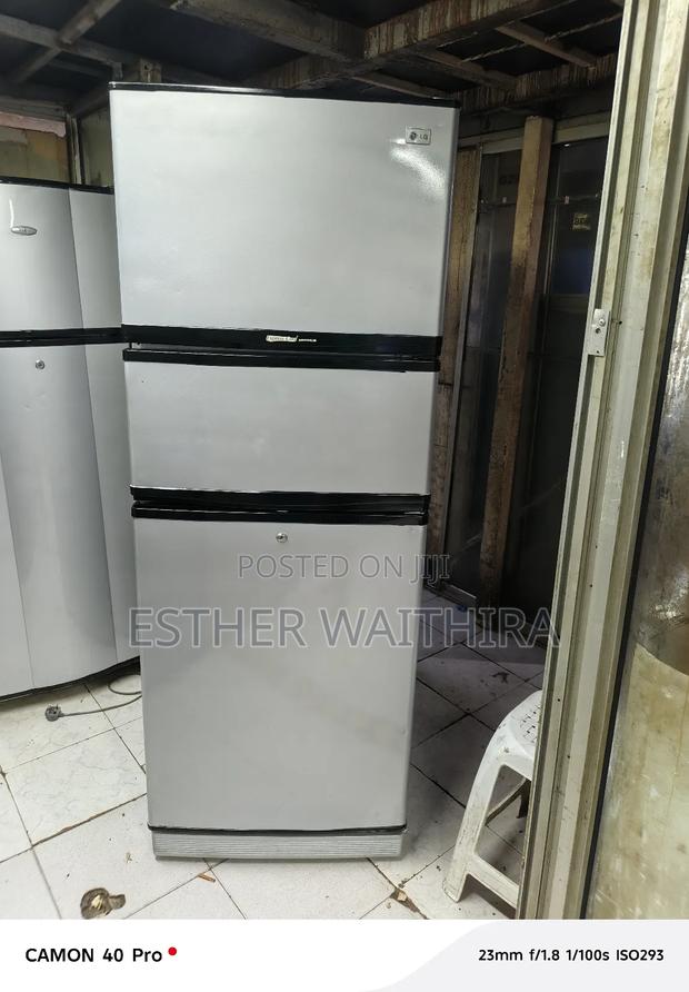 A Neat Ex Uk 3 Door Fridge 450 Litres
