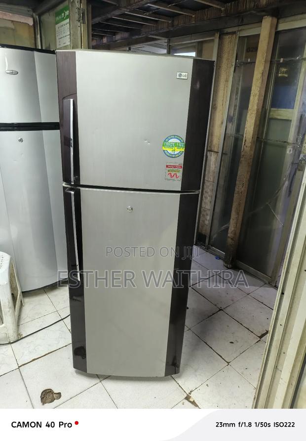 Clean Lg Fridge No Dent Just Perfect - thumbnail 3