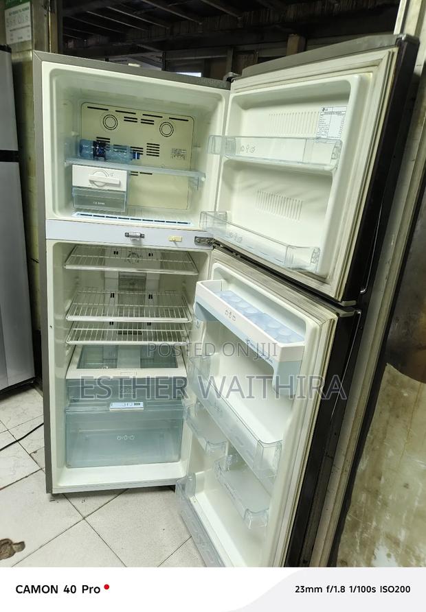Clean Lg Fridge No Dent Just Perfect - thumbnail 4