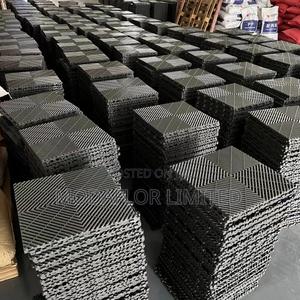 Heavy Duty Interlocking Garage Floor Mats - thumbnail 2