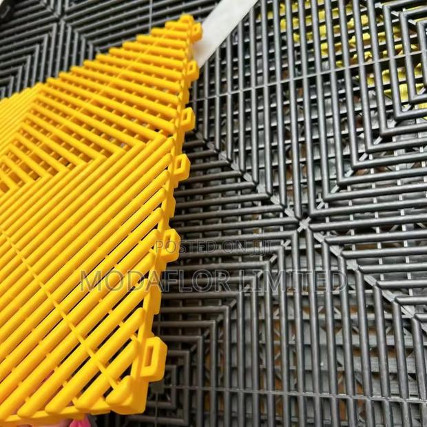 Anti Slip Interlocking Tiles for Garage - main view