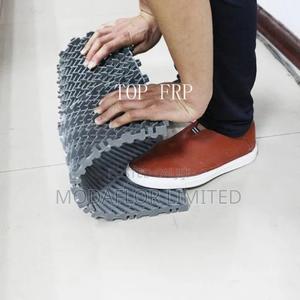 Industrial Strength Interlocking Garage Mats - thumbnail 2