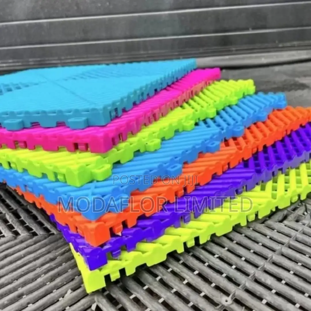 Oil Resistant Interlocking Garage Floor Tiles