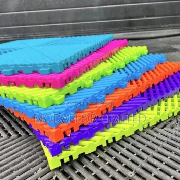 Oil Resistant Interlocking Garage Floor Tiles - main view