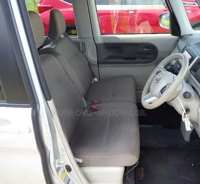Daihatsu Tanto 2019 Silver