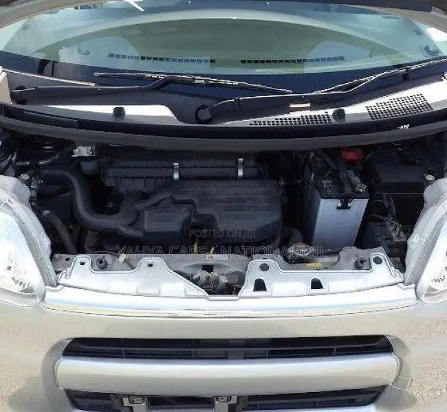 Daihatsu Tanto 2019 Silver