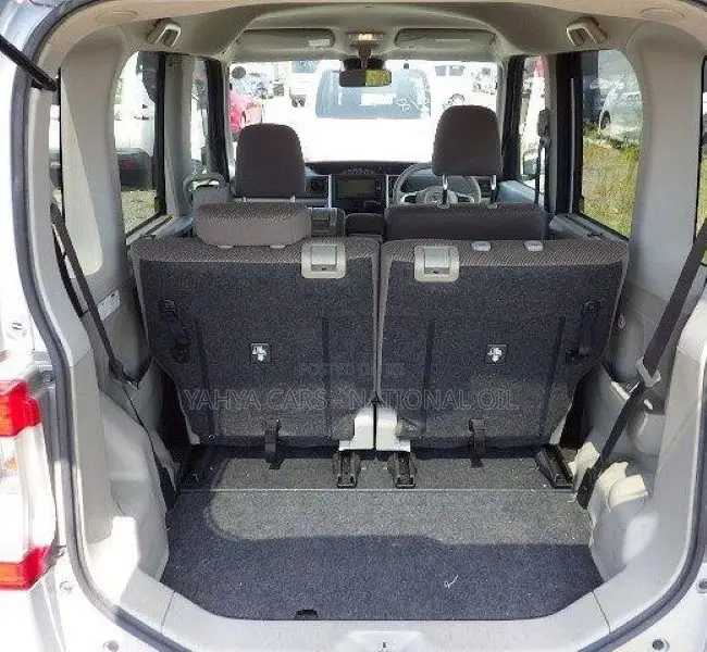 Daihatsu Tanto 2019 Silver