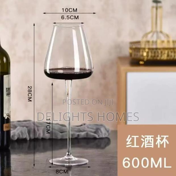 Long Stem Luxurious Wine Glasses_nje - thumbnail 3