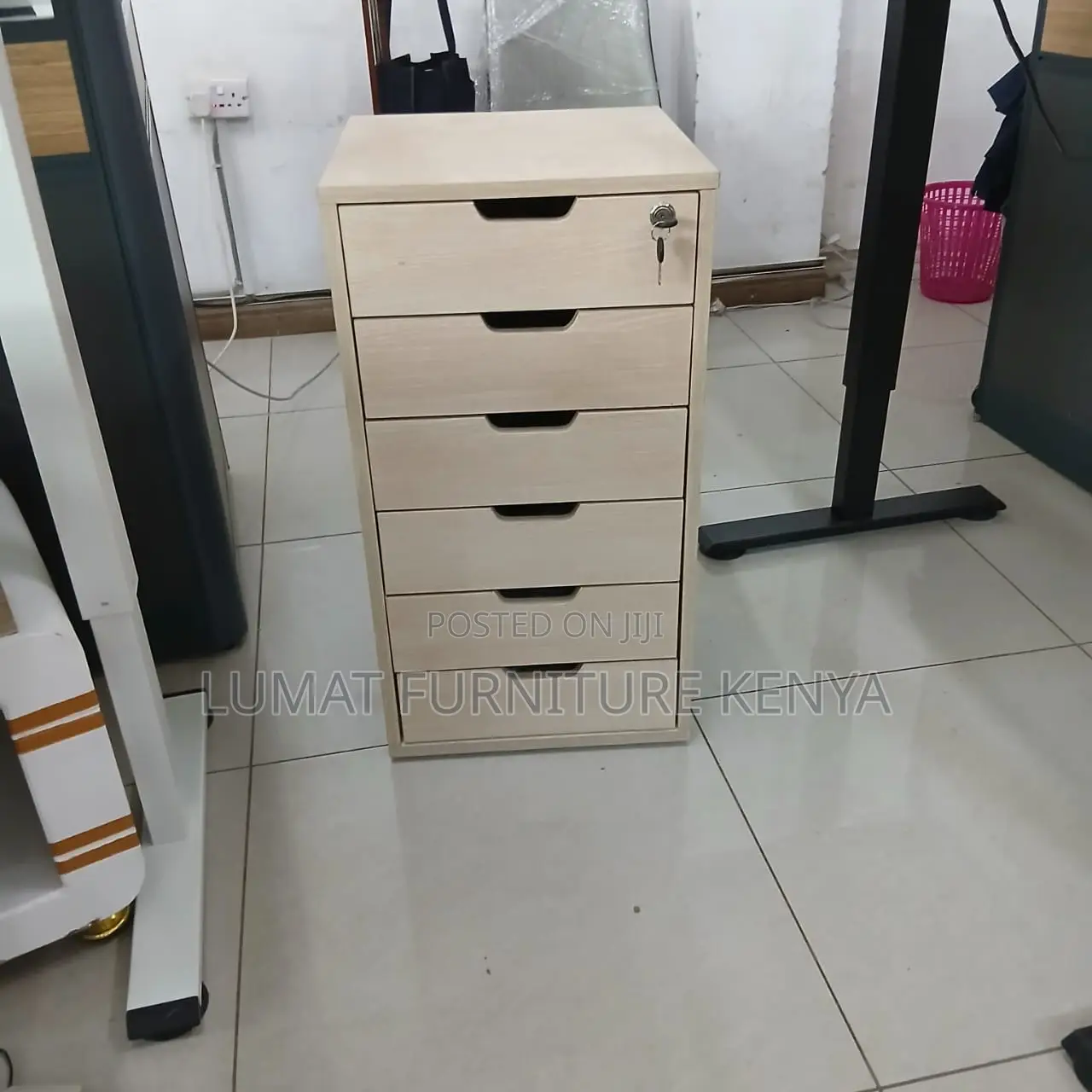 New Storage Chest of Drawer