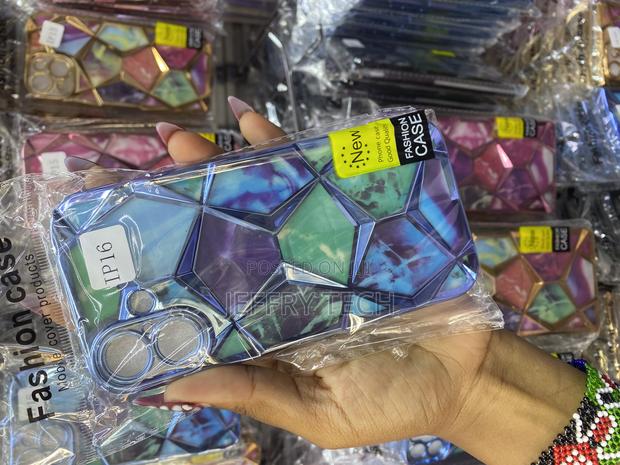 Gichub Diamond Cut Case for iPhone 16 Geometric Marble Design - thumbnail 3