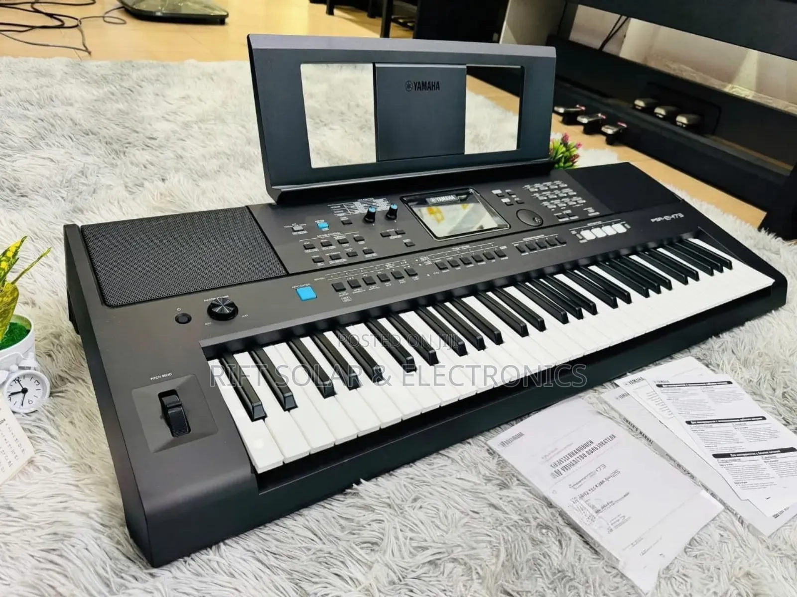 Yamaha PSR E 473 Portable Keyboard With Original Adapter