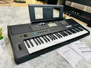 Yamaha PSR E 473 Portable Keyboard With Original Adapter