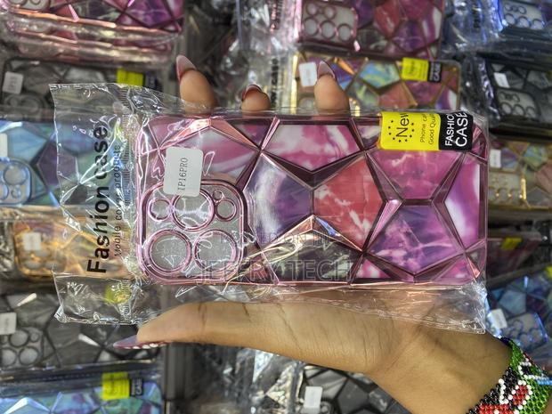 Dizoro Diamond Cut Case for iPhone 16 Pro Geometric Marble Design Case - main view