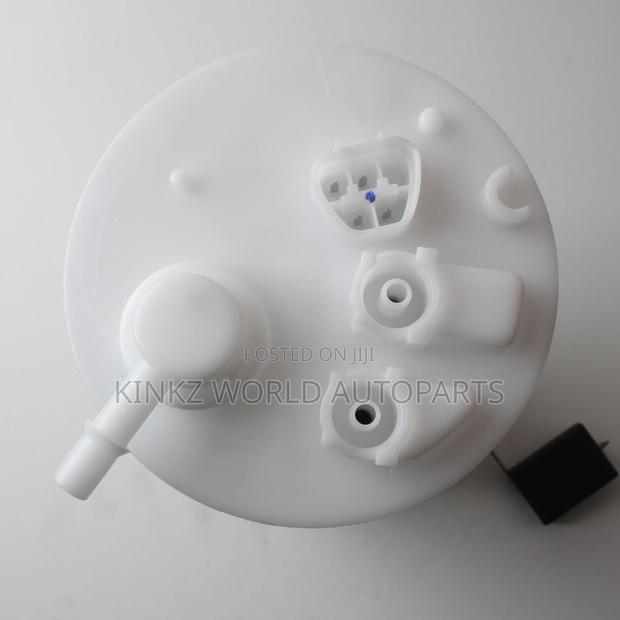Toyota 7l Box Hiace/Regius Electric Fuel Pump Assembly 77020-26031 - thumbnail 2