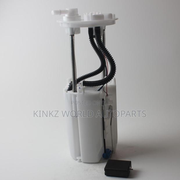 Toyota 7l Box Hiace/Regius Electric Fuel Pump Assembly 77020-26031 - thumbnail 4