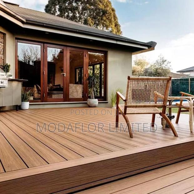 Strong WPC Decking for Walkways Yards - main view