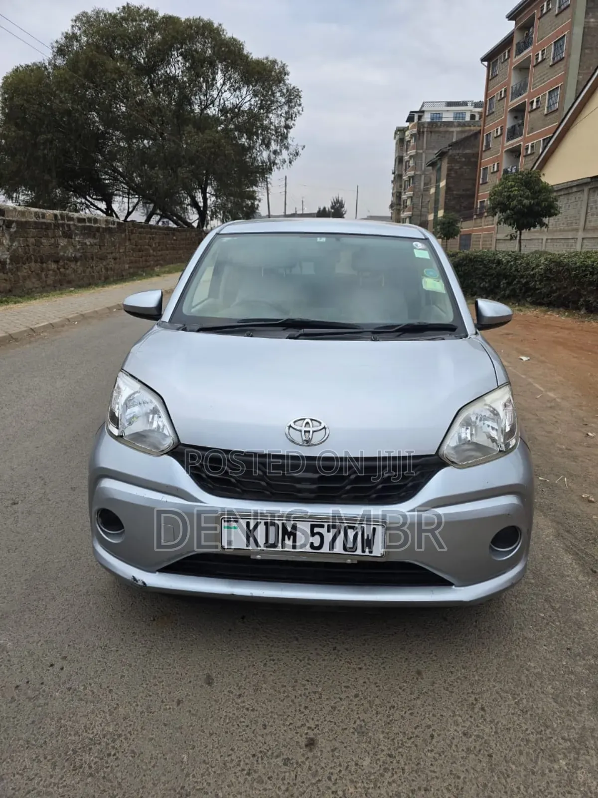 Toyota Passo 2012 Silver