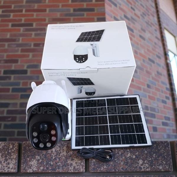 Solar Outdoor PTZ 4g Camera With Full-Color Night Mode and 2- Way Talk