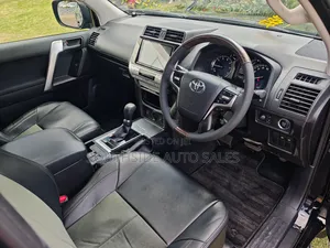 Toyota Land Cruiser Prado 2018 Black