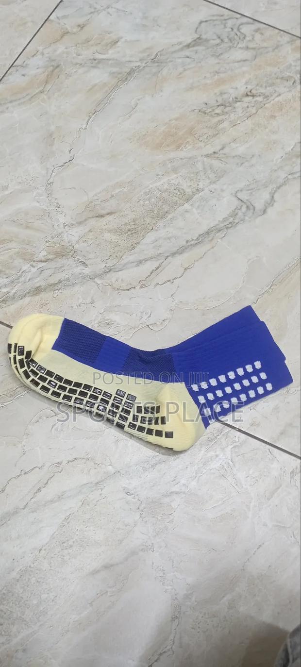 Blue Non-Slip Grip Socks Football - thumbnail 2