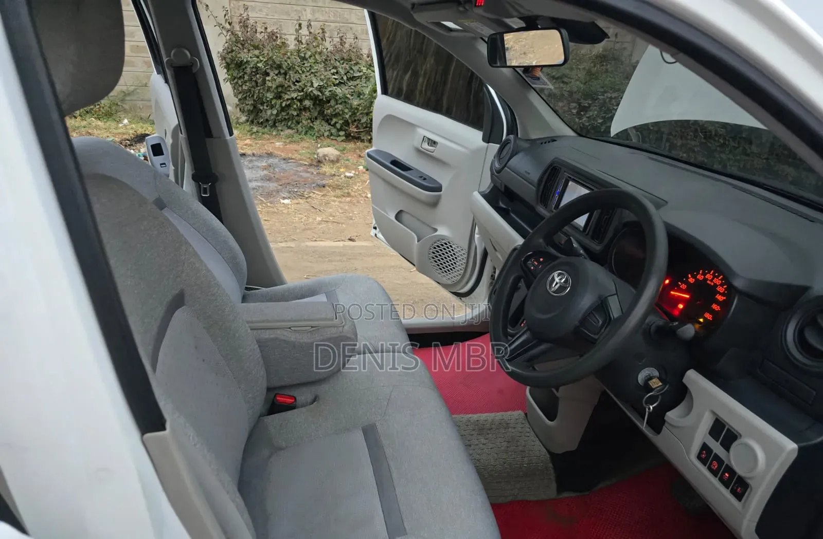 Toyota Passo 2016 White