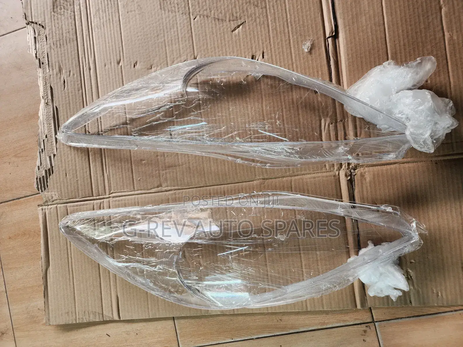 Mazda Axela 2010 Headlight Lens