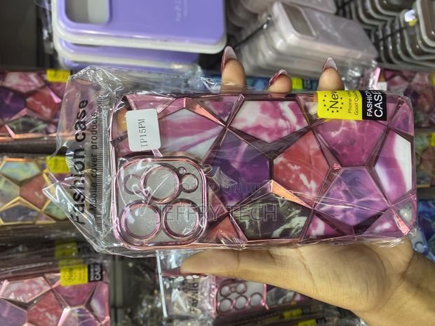 Vonzee Diamond Cut Case for iPhone 15 Pro Max Geometric Marble Design - main view