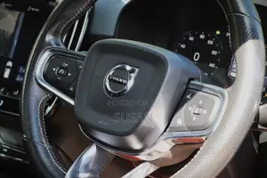 Volvo XC40 T5 Petrol AWD 2018 White