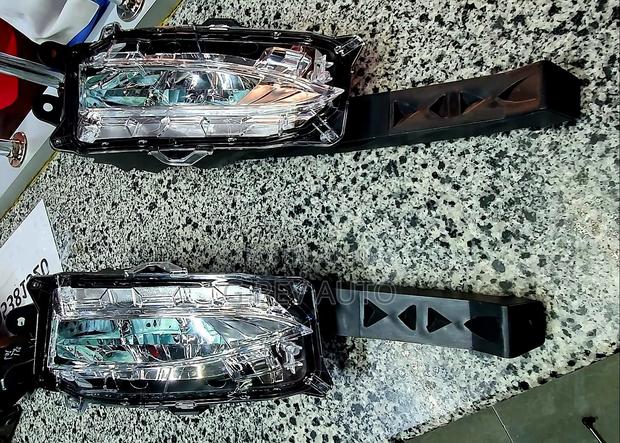 Lexus Nx 200t Foglights. - main view