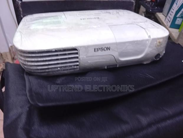 Epson Eb-S9 – Compact Projector With Big Quality Output - main view