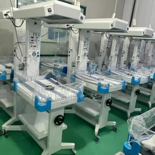 Baby Warmer With Phototherapy - main view