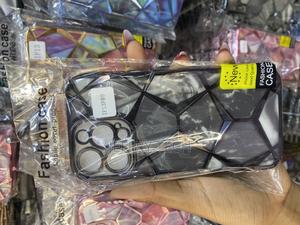 Ukovi iPhone 13 Pro Geometric Diamond Shape Cover With Chrome Plating - thumbnail 2