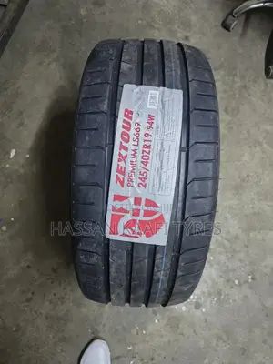 245/40r19 Zextuar Tyre