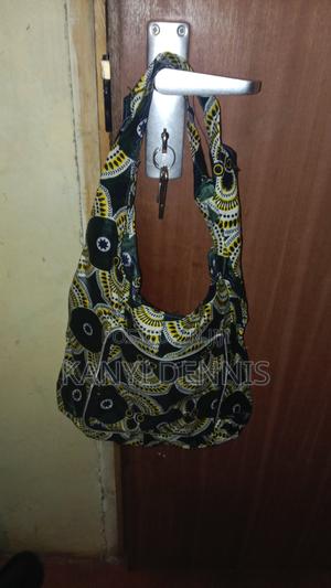 I Am Selling Bags - thumbnail 2