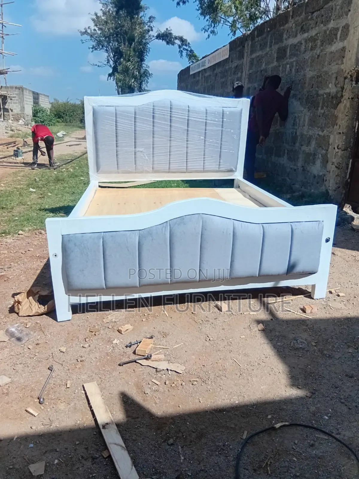 Clean and Smart Bed Eve
