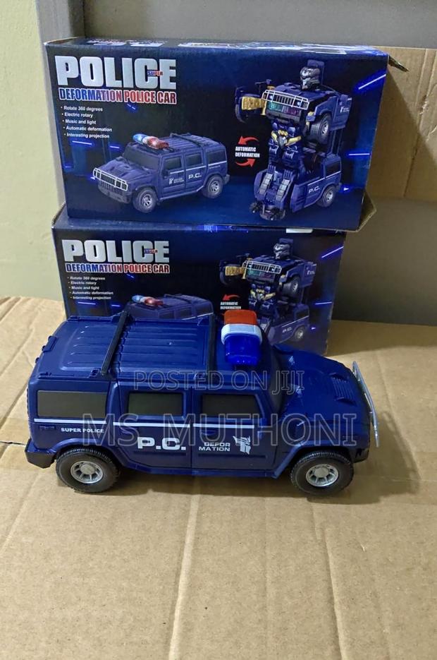 Automatic Deformation P.C. Battery Powered Super Police - main view