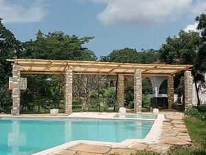 Furnished 4bdrm Villa in Tiwi Sport for rent