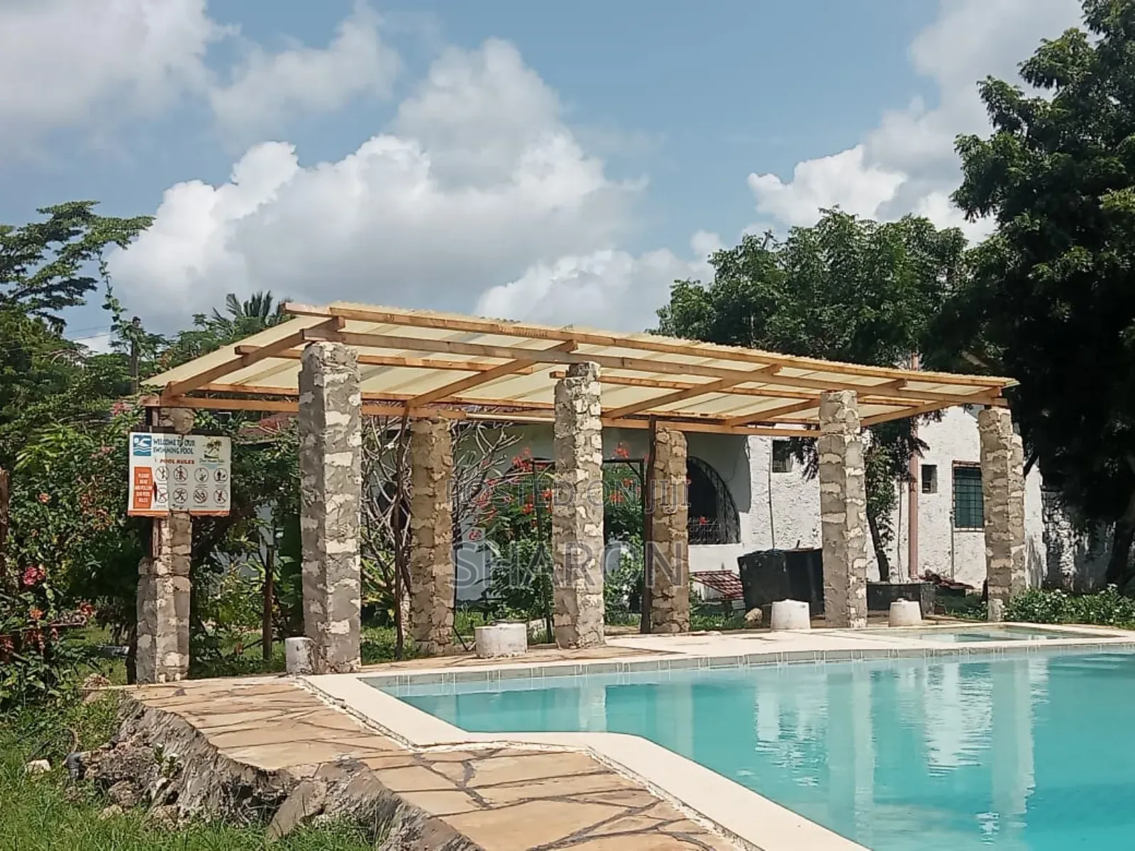 Furnished 4bdrm Villa in Tiwi Sport for rent