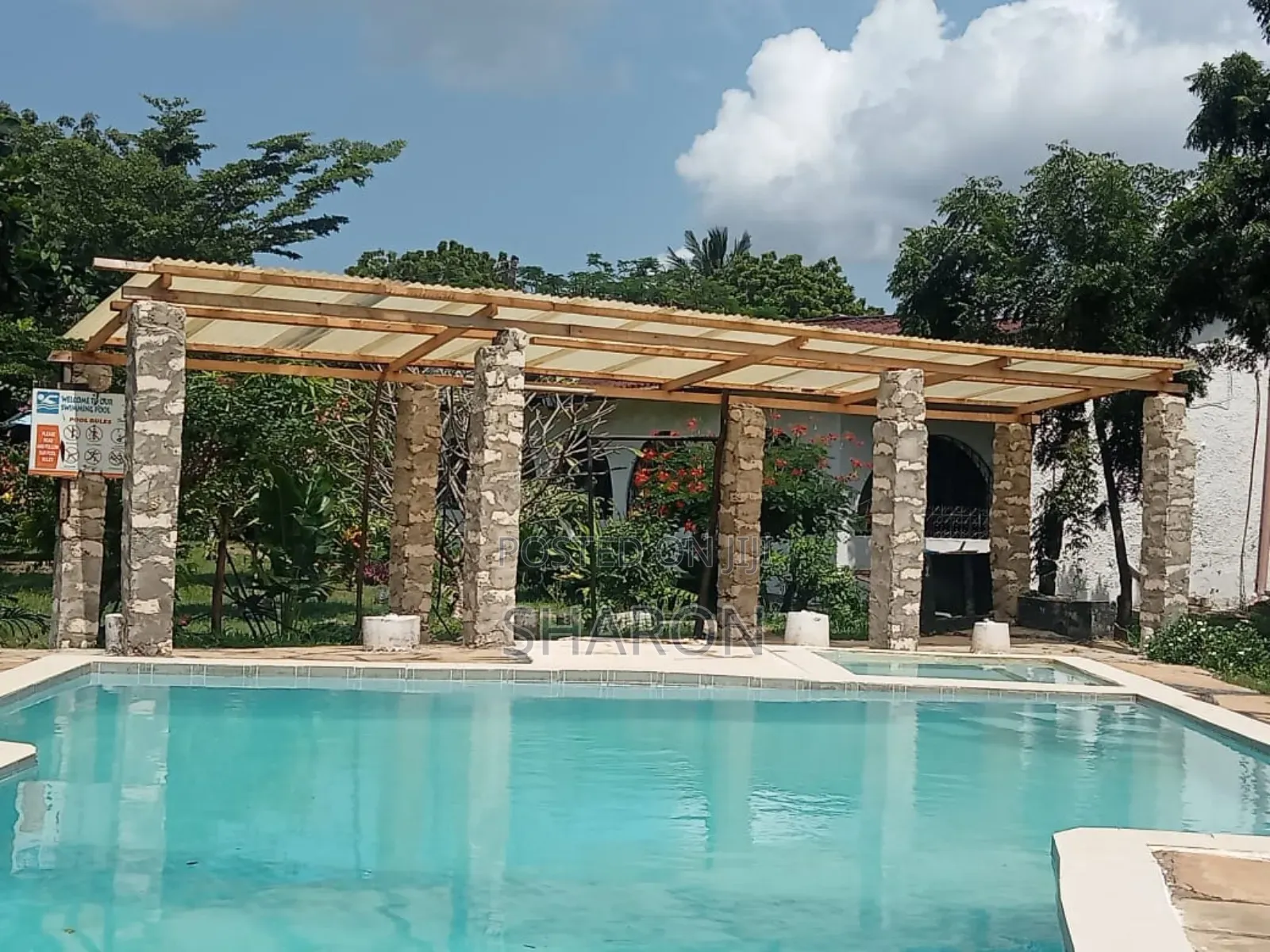 Furnished 4bdrm Villa in Tiwi Sport for rent