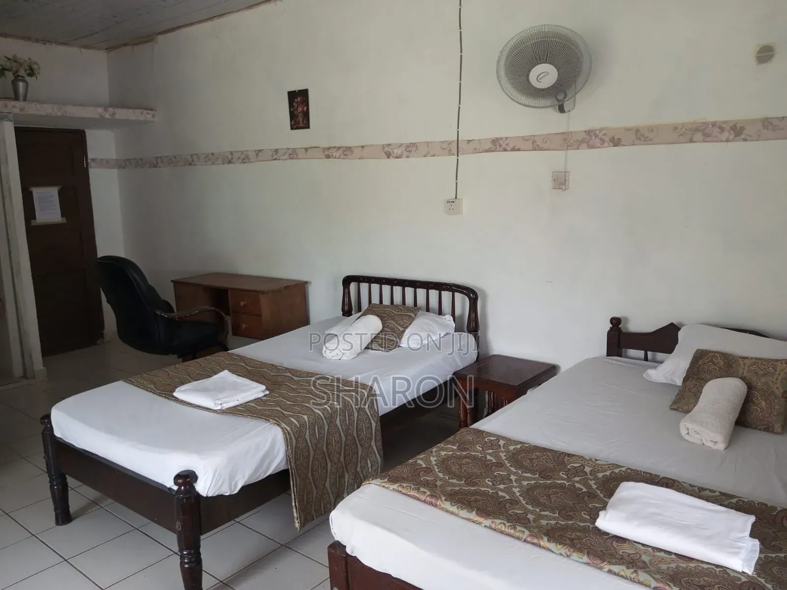Furnished 4bdrm Villa in Tiwi Sport for rent