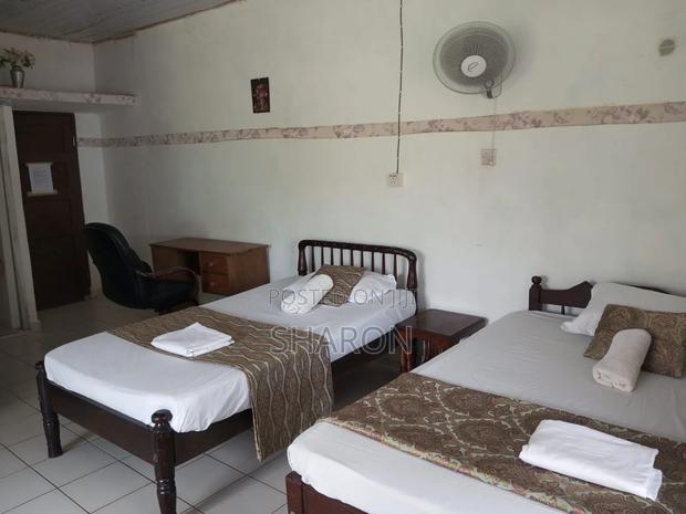 Furnished 4bdrm Villa in Tiwi Sport for rent - thumbnail 10