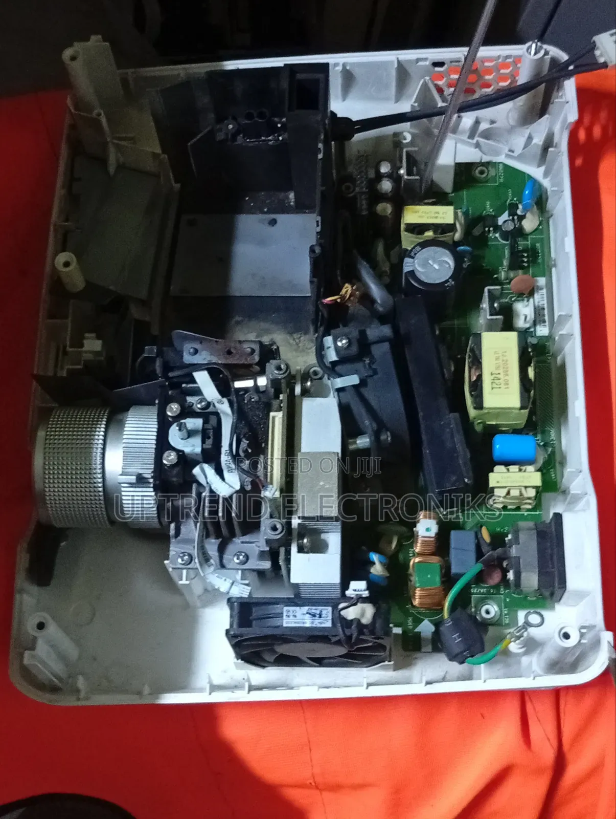 Complete Projector Repair Maintenance – Trusted Experts