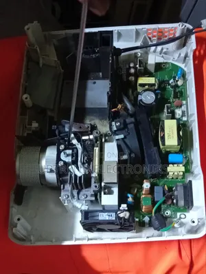 Complete Projector Repair Maintenance – Trusted Experts