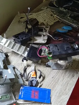 Reliable Projector Repair – Genuine Parts Guaranteed
