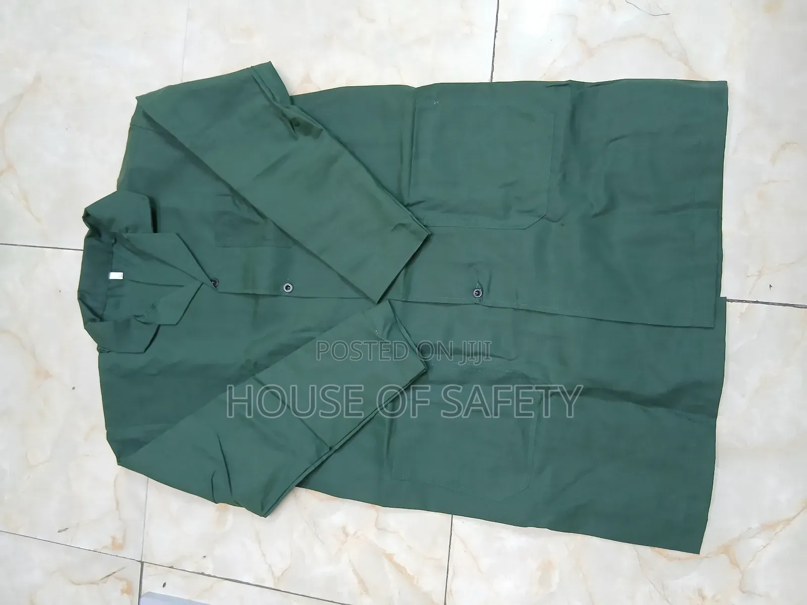 Small Size Woven Cotton Dustcoat in Kenya