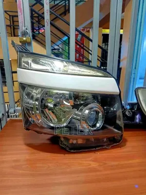 Toyota Voxy Headlight Xenon Lights Year 2008
