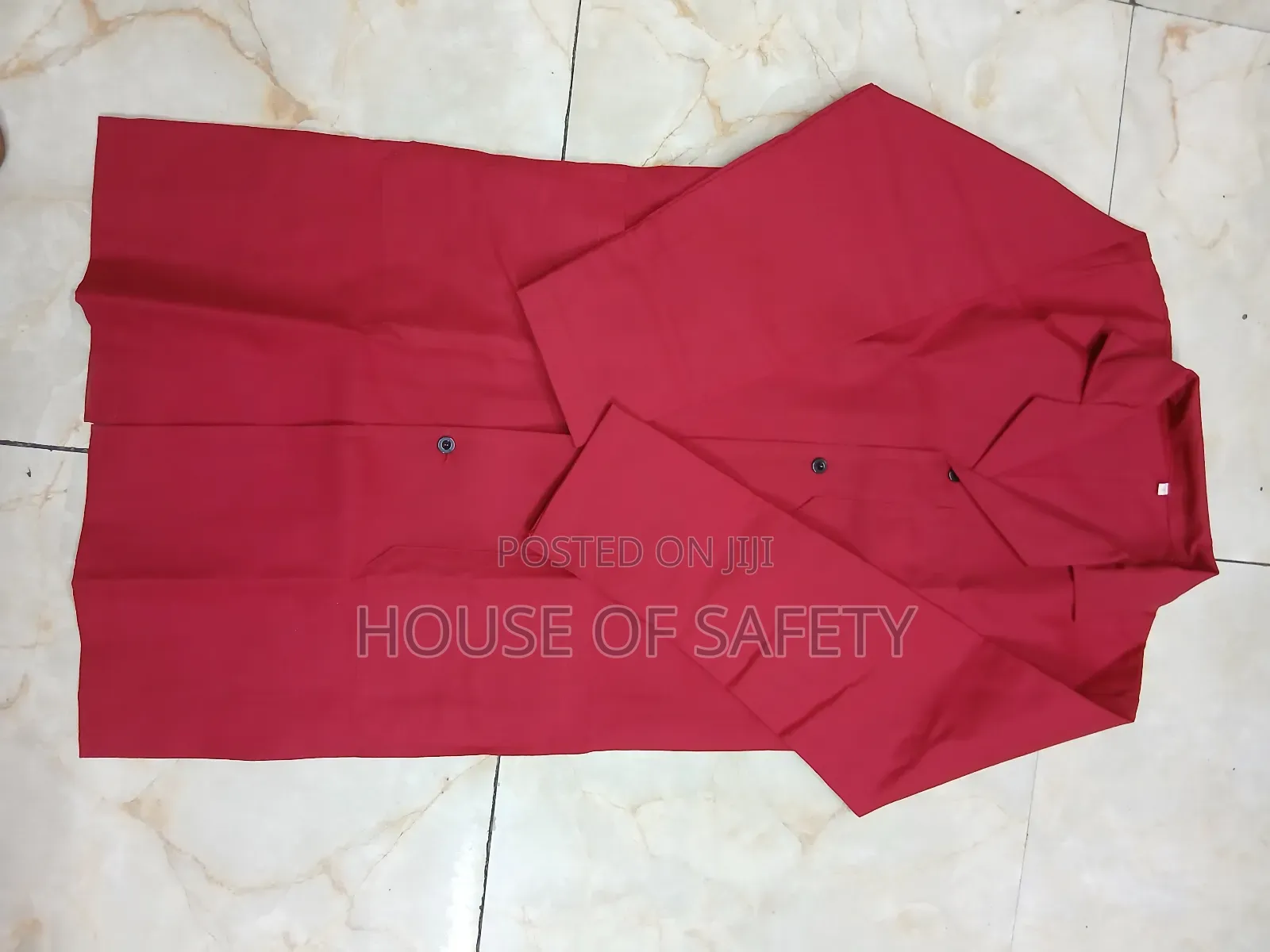 Smal Red Dust Coats With Reinforced Seams