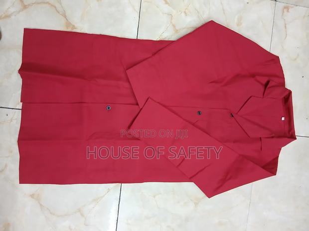 Smal Red Dust Coats With Reinforced Seams
