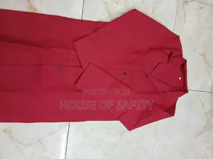 Smal Red Dust Coats With Reinforced Seams